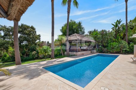Exceptional Contemporary Villa with Tropical Gardens in Sotogrande Alto’s Zone C