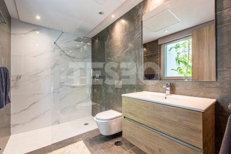 Super Apartment on a single floor in the Pier1 building, Sotogrande Marina