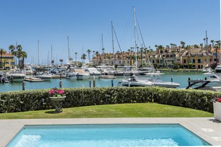 Super Apartment on a single floor in the Pier1 building, Sotogrande Marina