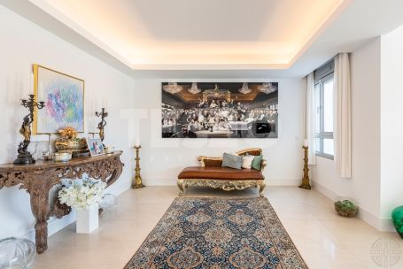 Super Apartment on a single floor in the Pier1 building, Sotogrande Marina