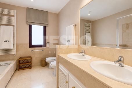 Beautiful Semi-Detached Family Home in Sotogrande