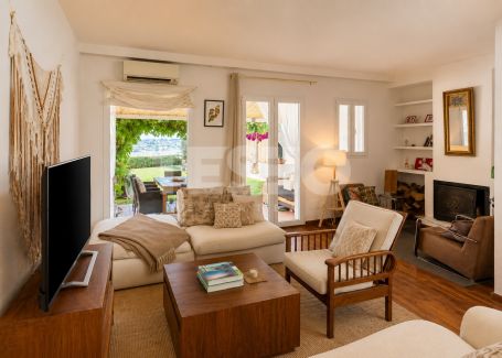 Nice Townhouse near La Cañada Golf Club and overlooking the sea