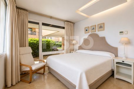 Spacious Ground Floor 3-Bedroom Apartment in Ribera del Marlin, Sotogrande Marina, with Private Garden