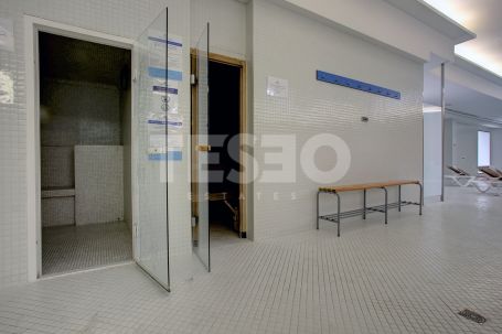 Spacious Ground Floor 3-Bedroom Apartment in Ribera del Marlin, Sotogrande Marina, with Private Garden