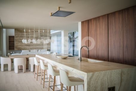 VILLA PANORAMAH - SPECTACULAR VIEWS AND DESIGN BUILT TO THE HIGHEST STANDARDS