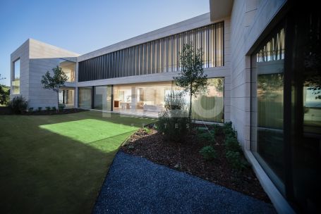 VILLA PANORAMAH - SPECTACULAR VIEWS AND DESIGN BUILT TO THE HIGHEST STANDARDS