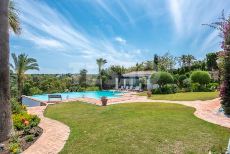 Luxury Villa in Zona F, Sotogrande Alto