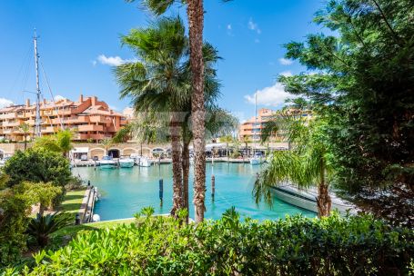 Wohnung zu verkaufen in Ribera del Gurami, Marina de Sotogrande