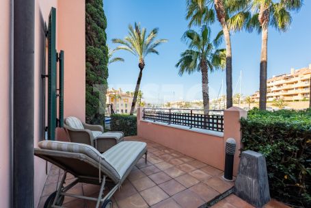 Wohnung zu verkaufen in Ribera del Gurami, Marina de Sotogrande