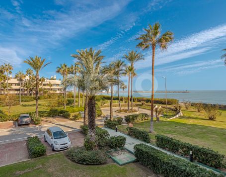 Appartement avec vue sur la mer et proche du club de plage Octogono