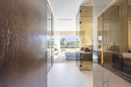 VILLA UNIQUE - BEAUTIFUL MODERN VILLA IN SOTOGRANDE ALTO