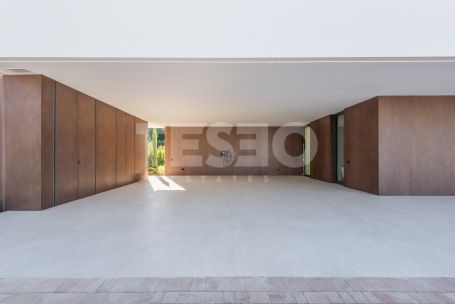 VILLA UNIQUE - BEAUTIFUL MODERN VILLA IN SOTOGRANDE ALTO