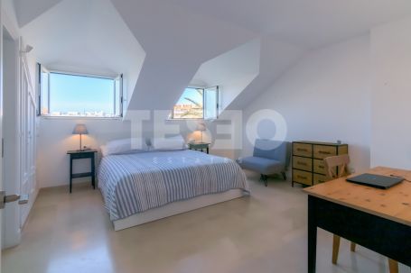 Duplex Frente al Puerto Deportivo en Ribera del Arlequín, Sotogrande