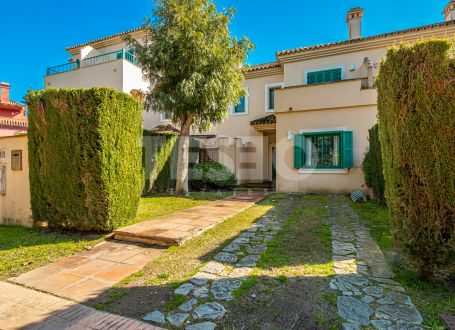 Maison jumelée à vendre à El Casar, Sotogrande