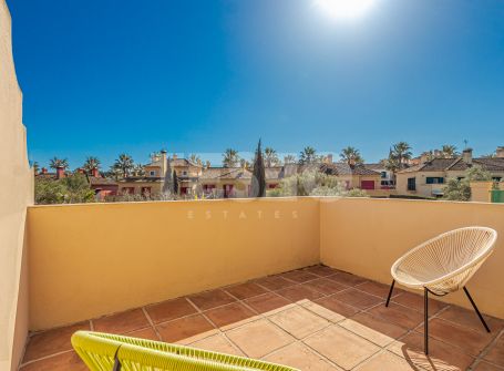 Semi-Detached Townhouse for Sale in El Casar, Sotogrande