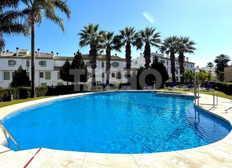 Charming One-Bedroom Apartment with Golf and Sea Views in Alcaidesa