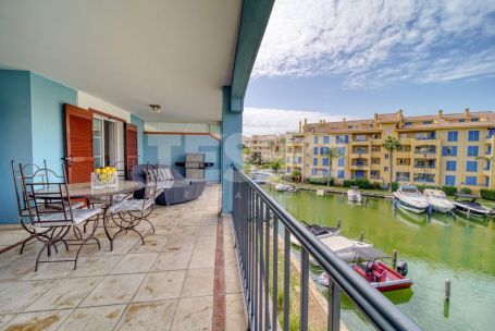 BEAUTIFUL APARTMENT IN THE SOTOGRANDE MARINA