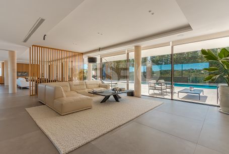 VILLA SUEÑO - IMPRESSIVE CONTEMPORARY VILLA IN LOS ALTOS DE VALDERRAMA, SOTOGRANDE ALTO