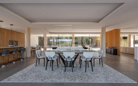 VILLA SUEÑO - IMPRESSIVE CONTEMPORARY VILLA IN LOS ALTOS DE VALDERRAMA, SOTOGRANDE ALTO