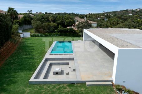 VILLA SUEÑO - IMPRESSIVE CONTEMPORARY VILLA IN LOS ALTOS DE VALDERRAMA, SOTOGRANDE ALTO