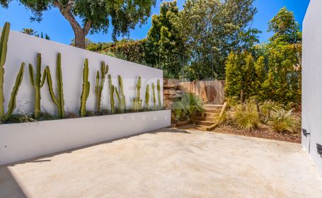 VILLA SUEÑO - IMPRESIONANTE VILLA DE ESTILO CONTEMPORANEO EN LOS ALTOS DE VALDERRAMA, SOTOGRANDE ALTO