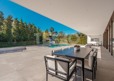 VILLA SUEÑO - IMPRESSIVE CONTEMPORARY VILLA IN LOS ALTOS DE VALDERRAMA, SOTOGRANDE ALTO