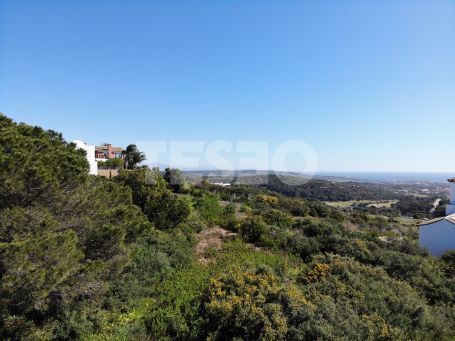Plot with villa optional project for sale in La Reserva de Sotogrande
