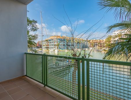 Luxurious Apartment in Jungla del Loro, Sotogrande Marina