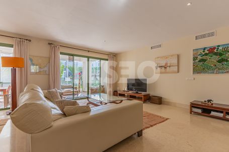 Luxurious Apartment in Jungla del Loro, Sotogrande Marina