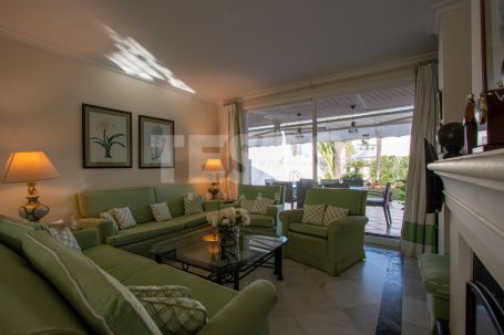 Single-Family Home by the Golf Course and Beach in the Golf Bungalows