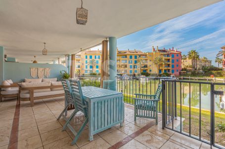 Apartamento de 4 dormitorios en la Marina de Sotogrande