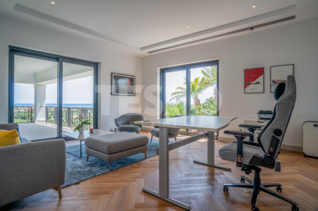 Exclusive luxury villa in La Reserva, Sotogrande, with panoramic views and premium equipment