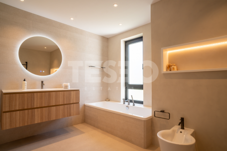 Exclusive luxury villa in La Reserva, Sotogrande, with panoramic views and premium equipment