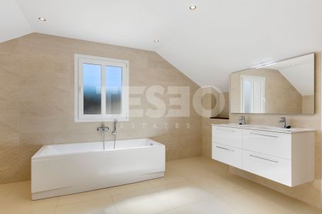 Charming villa in the area B de Sotogrande Costa