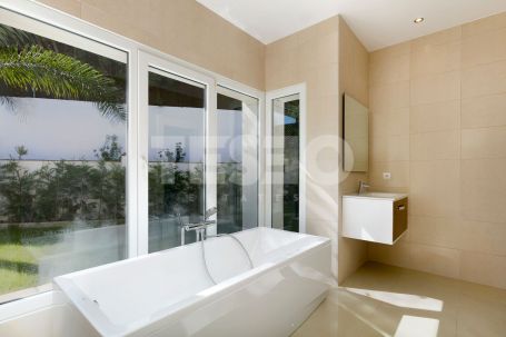 Charming villa in the area B de Sotogrande Costa