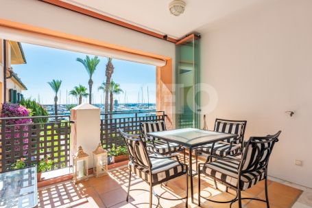 Apartamento de lujo con vistas panorámicas en Ribera del Gurami, Sotogrande Marina