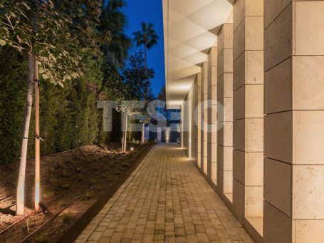 Villa Indigo: Avantgarde, Privatsphäre und Komfort in Kings and Queen, Sotogrande Costa