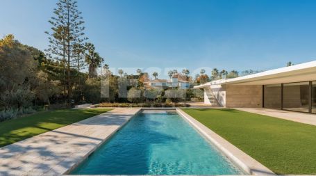 Villa Indigo: Avantgarde, Privatsphäre und Komfort in Kings and Queen, Sotogrande Costa