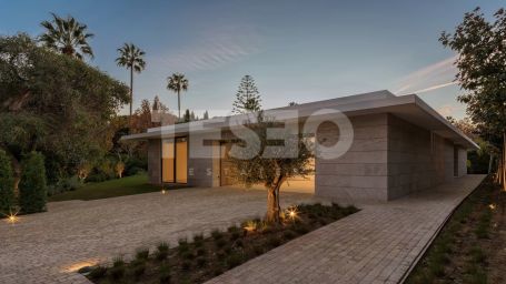Villa Indigo: Avantgarde, Privatsphäre und Komfort in Kings and Queen, Sotogrande Costa