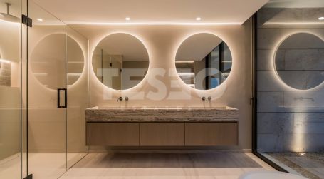 Villa Indigo: Avantgarde, Privatsphäre und Komfort in Kings and Queen, Sotogrande Costa