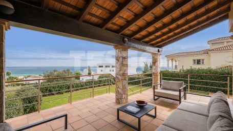 Villa exclusive avec vue panoramique sur la mer à Alcaidesa, Costa del Sol
