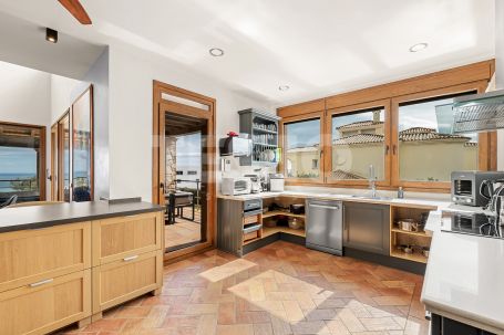 Villa exclusive avec vue panoramique sur la mer à Alcaidesa, Costa del Sol