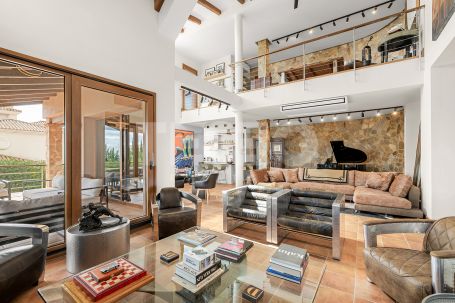 Villa exclusive avec vue panoramique sur la mer à Alcaidesa, Costa del Sol