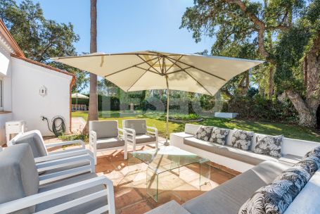 Elegant Three-Bedroom Villa , Sotogrande Alto