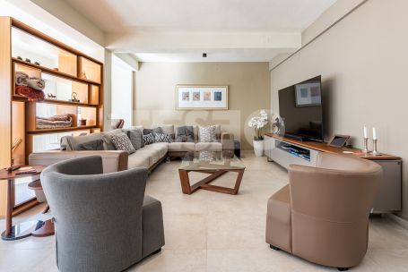 Elegant Three-Bedroom Villa , Sotogrande Alto