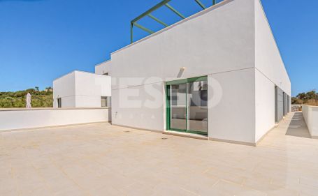 Appartement à louer à long terme en Senda Chica, La Reserva