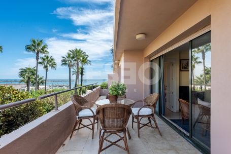 Amplio Apartamento de 3 Dormitorios y 3 baños con vistas al mar en Paseo del Mar