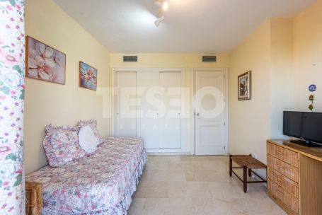 Amplio Apartamento de 3 Dormitorios y 3 baños con vistas al mar en Paseo del Mar