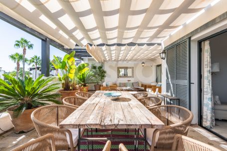 WONDERFUL APARTMENT FOR SALE IN THE EL POLO DE SOTOGRAND URBANIZATION