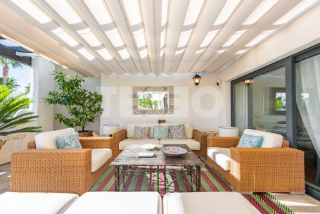 WONDERFUL APARTMENT FOR SALE IN THE EL POLO DE SOTOGRAND URBANIZATION